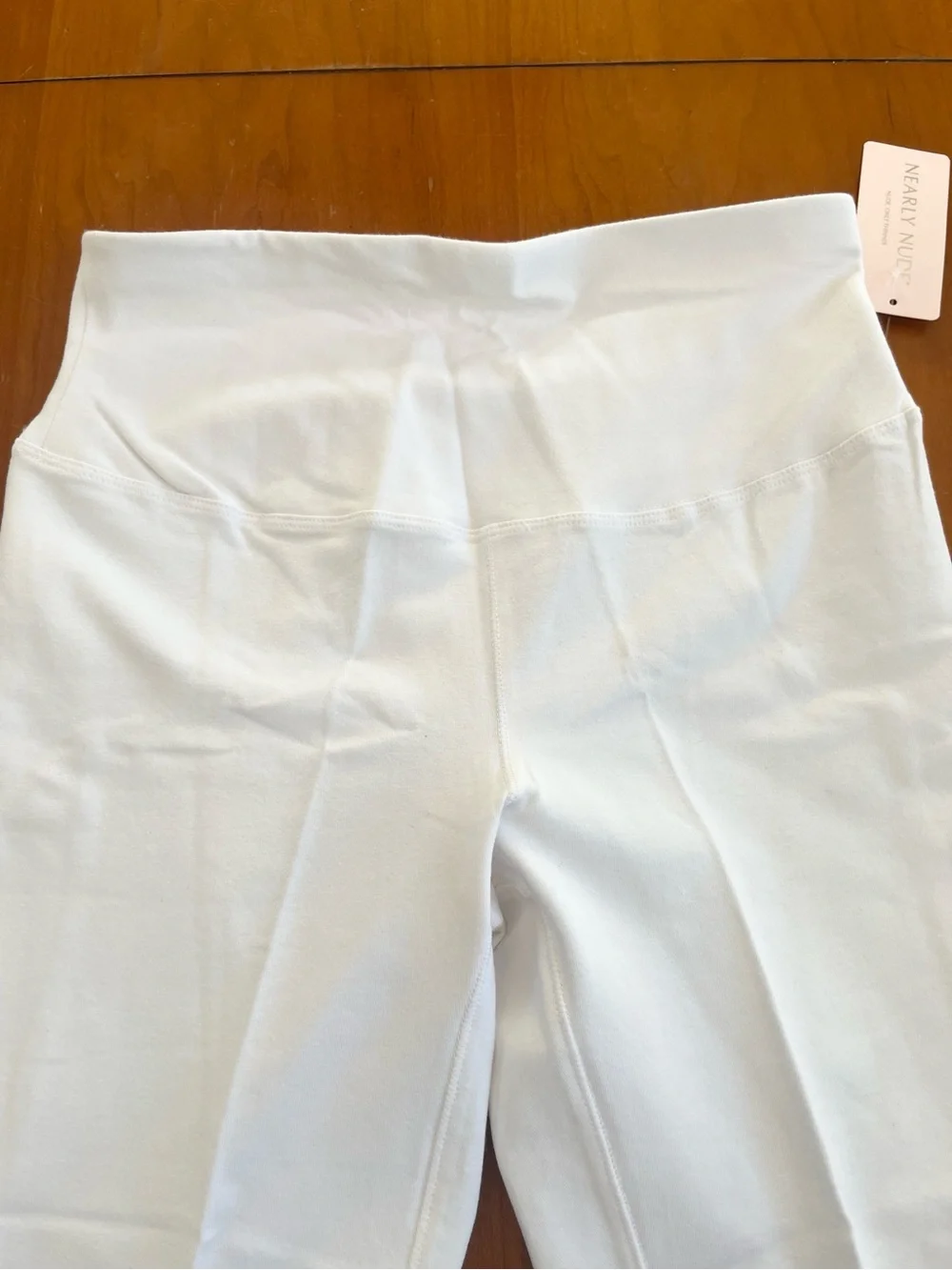 NWT- Nearly Nude Slimming Hi-Waist Capri Shape-Wear Leggings in Cotton/Spandex.